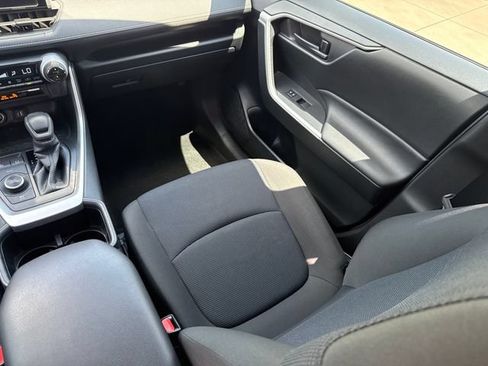 Used 2023 Toyota RAV4 LE AWD/4WD image 26