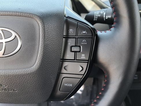 Used 2023 Toyota Prius Prime FWD image 18