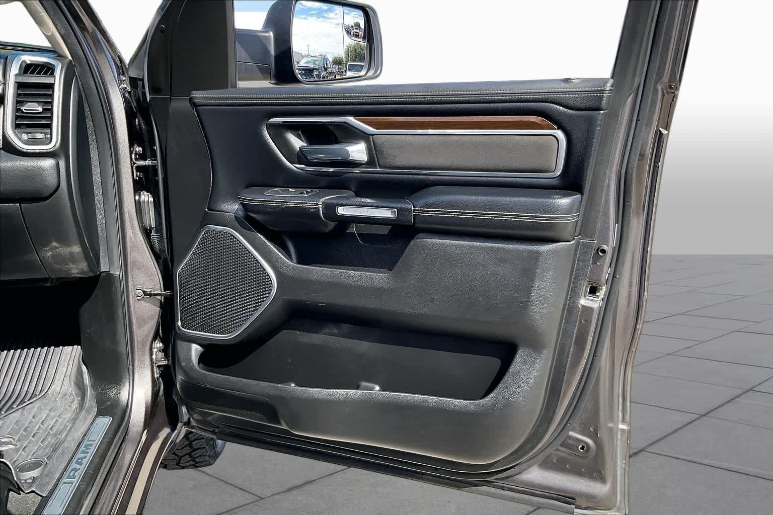 Used 2022 RAM 1500 Laramie w/ Laramie Southwest Edition RWD image 23