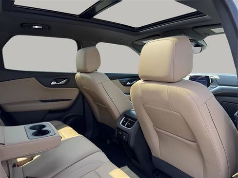 Used 2020 Chevrolet Blazer Premier w/ Driver Confidence II Package FWD image 38