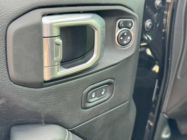 Used 2023 Jeep Wrangler Unlimited Sahara w/ Cold Weather Group AWD/4WD image 20