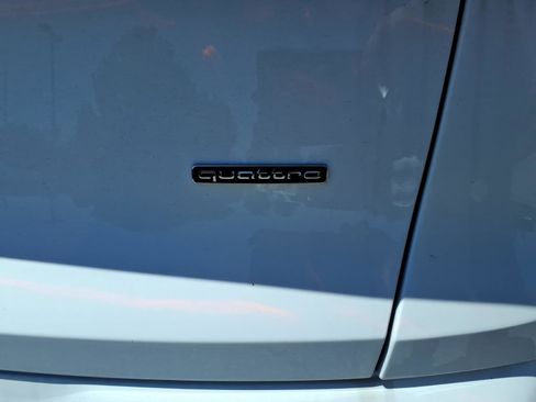 Used 2025 Audi Q5 Premium w/ Convenience Package AWD/4WD image 10