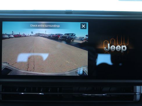 New 2026 Jeep Gladiator Sport AWD/4WD image 22
