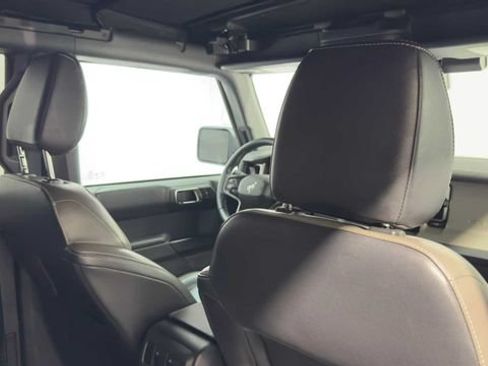 Used 2025 Ford Bronco Outer Banks AWD/4WD image 17