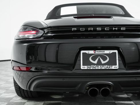 Used 2021 Porsche 718 Boxster RWD image 57