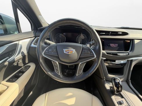 Used 2024 Cadillac XT5 Sportv image 12