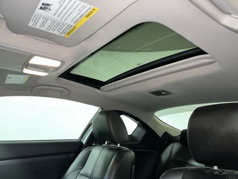 Used 2010 Nissan Altima 2.5 S w/ Premium Pkg image 24