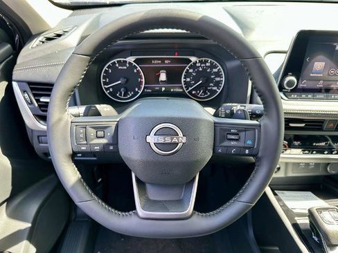 Certified 2026 Nissan Rogue SV w/ SV Premium Package image 15