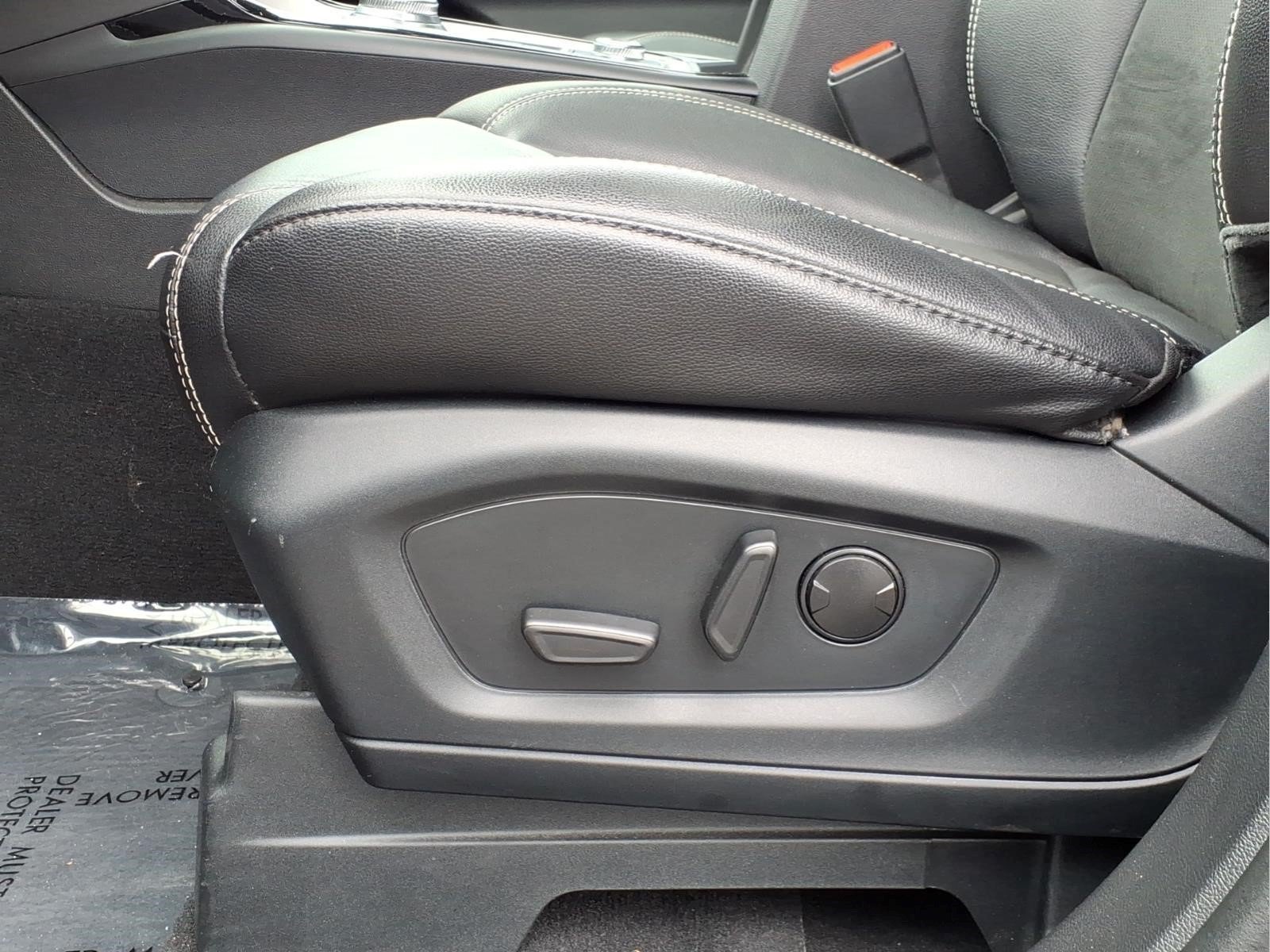 Used 2023 Ford Explorer ST AWD/4WD image 15
