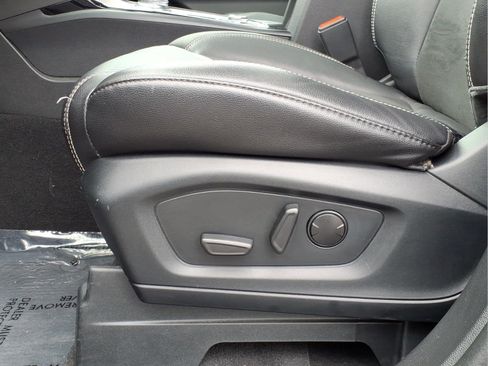 Used 2023 Ford Explorer ST AWD/4WD image 15