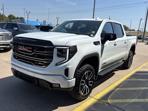 New 2026 GMC Sierra 1500 AT4 w/ AT4 Premium Package AWD/4WD image 9