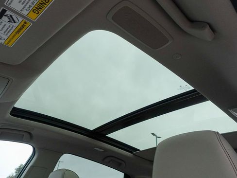 Certified 2025 Acura RDX w/ Technology Package image 25