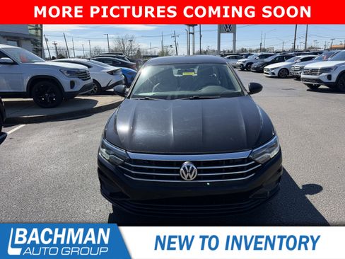 Used 2019 Volkswagen Jetta S w/ Driver Assistance Package image 3