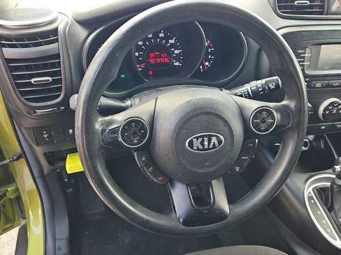 Used 2016 Kia Soul w/ Convenience Package FWD image 10