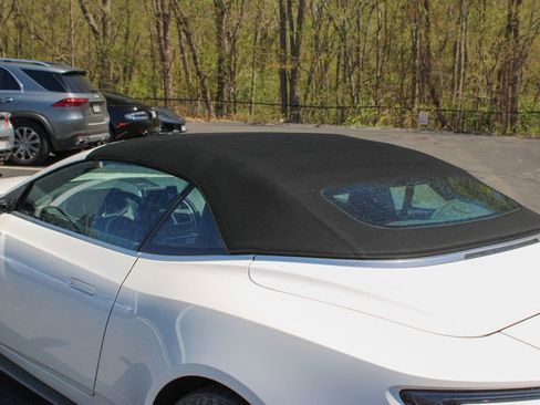 Used 2020 Aston Martin DB11 Volante RWD image 7
