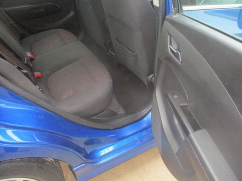 Used 2018 Chevrolet Sonic LT w/ Convenience Package image 21