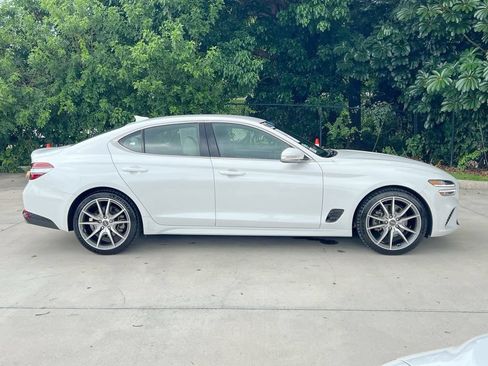 Used 2023 Genesis G70 2.0T RWD image 8