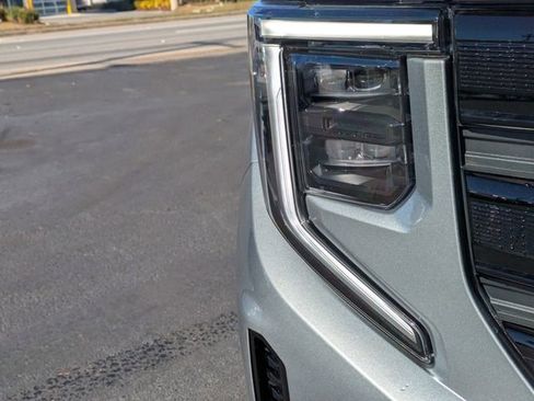 New 2026 GMC Sierra 1500 Elevation image 10