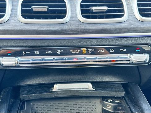 Used 2023 Mercedes-Benz GLS 450 GLS 450 image 17