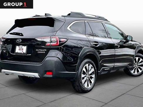 Used 2023 Subaru Outback Touring image 13