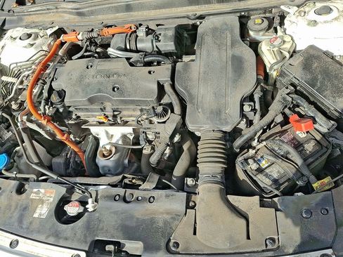 Used 2022 Honda Accord Touring image 32