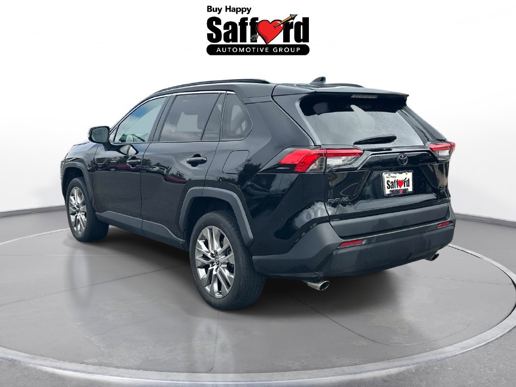 Used 2022 Toyota RAV4 XLE Premium AWD/4WD image 6