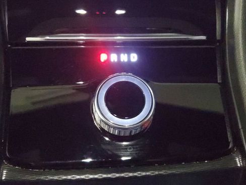 Used 2025 Jeep Grand Cherokee Laredo X image 26