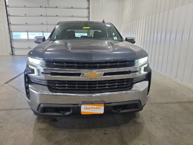 Used 2021 Chevrolet Silverado 1500 LT AWD/4WD image 3