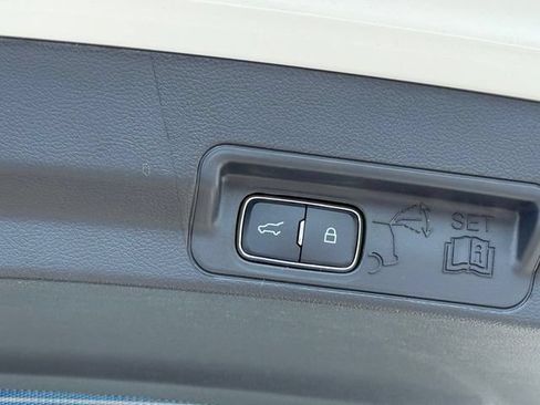 Used 2026 Ford Explorer Active w/ Active Comfort Package AWD/4WD image 5