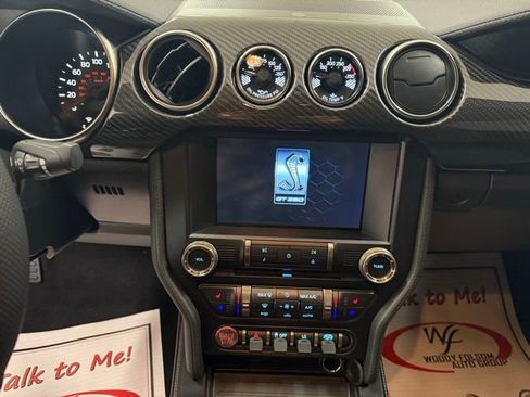 Used 2019 Ford Mustang Shelby GT350 w/ Technology Package image 15