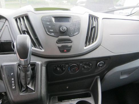Used 2017 Ford Transit 350 XL RWD image 9