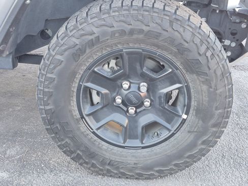 Used 2021 Jeep Gladiator Mojave image 26