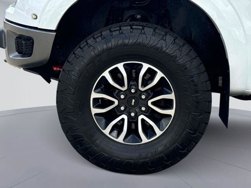 Used 2014 Ford F150 Raptor w/ Equipment Group 801A Luxury AWD/4WD image 10