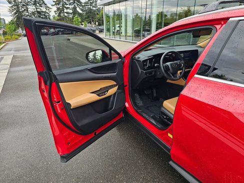 Used 2025 Lexus NX 350h AWD w/ Premium Package image 18