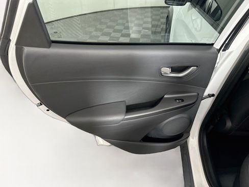 Used 2021 Hyundai Kona Ultimate w/ Cargo Package FWD image 27
