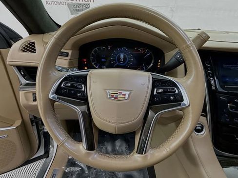 Used 2020 Cadillac Escalade Platinum image 13