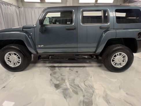 Used 2006 HUMMER H3 Luxury image 9