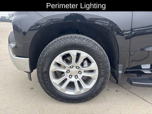 Certified 2022 Chevrolet Silverado 1500 LTZ w/ LTZ Premium Package image 11