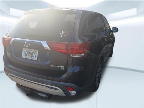 Used 2019 Mitsubishi Outlander SE FWD image 5