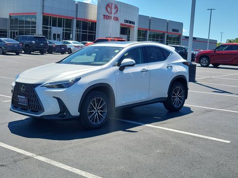Used 2023 Lexus NX 350 AWD image 3