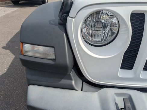 Used 2021 Jeep Wrangler Unlimited Sport image 10