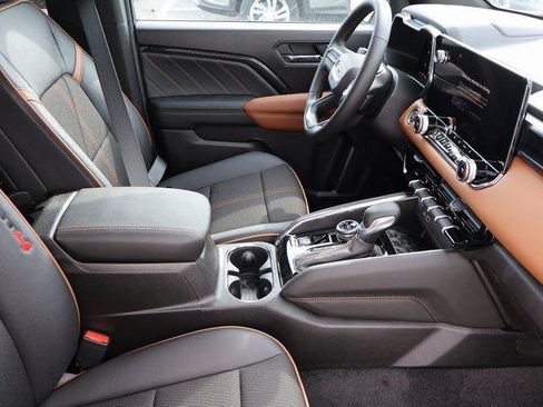 New 2026 GMC Canyon AT4 image 9