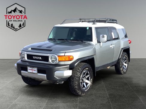 Used 2010 Toyota FJ Cruiser 4WD image 1