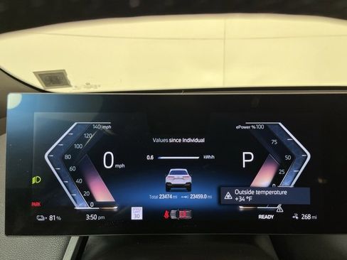 Used 2023 BMW iX xDrive50 w/ Premium Package image 14