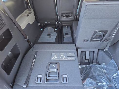 New 2026 Kia Carnival EX image 22