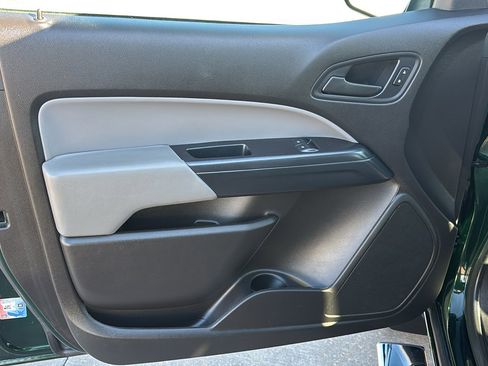 Used 2016 GMC Canyon 4x4 Extended Cab w/ Convenience Package image 24