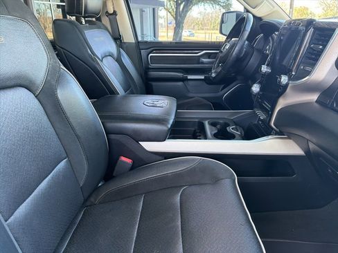Used 2019 RAM 1500 Laramie image 31