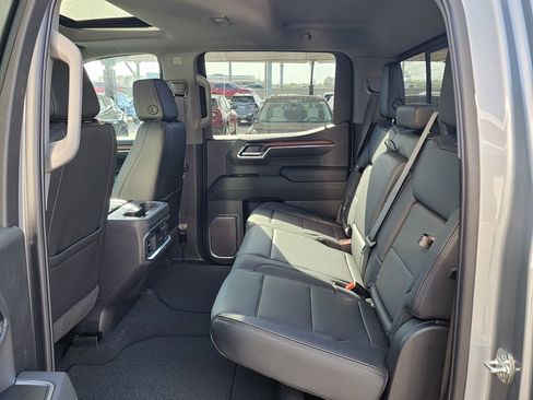 New 2026 GMC Sierra 1500 Denali w/ Denali Reserve Package image 43