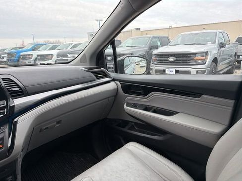 Used 2021 Honda Odyssey Elite image 18