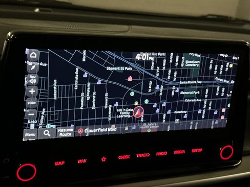 Certified 2022 Kia Forte GT image 17